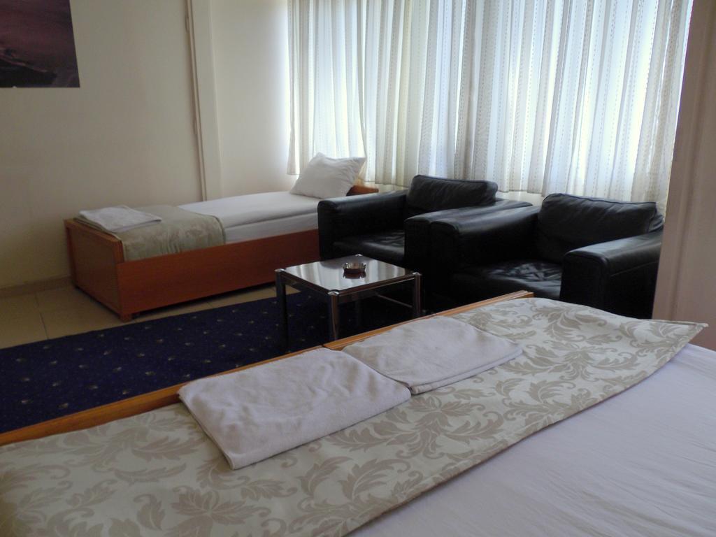 Caylan Hotel Izmir Zimmer foto