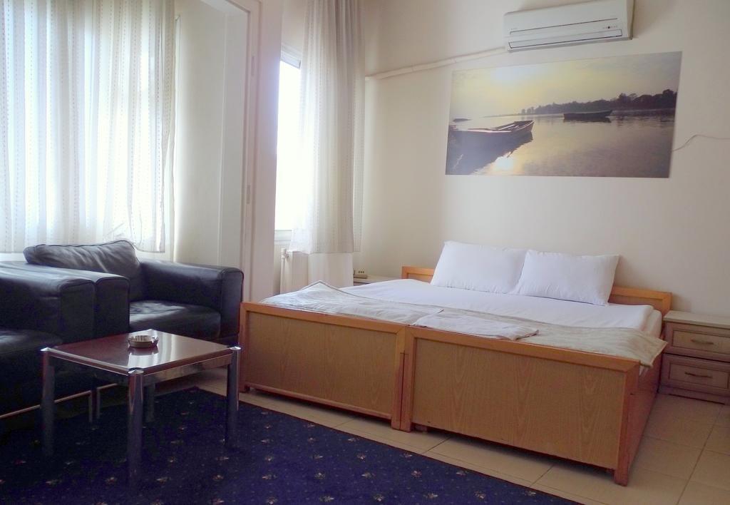 Caylan Hotel Izmir Zimmer foto